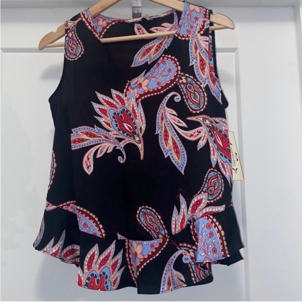 🩷 NWT! NANETTE LEPORE Paisley Black, Pink, and Blue Ruffle Hem Tank - Size Small